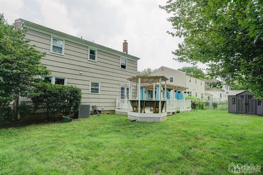 7 Calvert Avenue East Edison, NJ 08820 - Photo 5 of 47