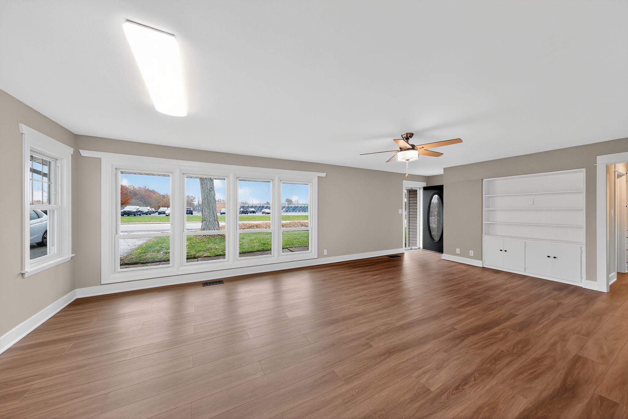 1311 Roosevelt Road Valparaiso, IN 46383 - Photo 3 of 27 2048x1365