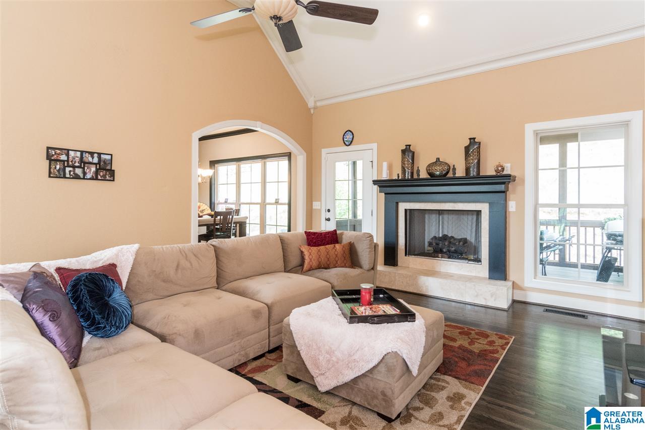 1049 Stoneykirk Road Pelham, AL 35124 - Photo 8 of 31