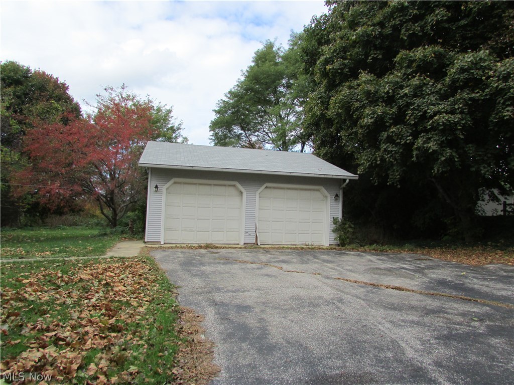 5321 South Ridge Road East Ashtabula, OH 44004 - Photo 2 of 25
