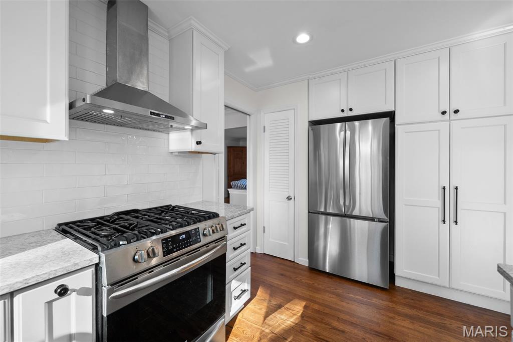 11960 Randy Drive Creve Coeur, MO 63141 - Photo 20 of 37