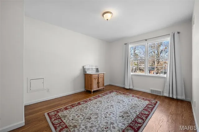 $579,000 | 11960 Randy Drive, Creve Coeur, MO 63141