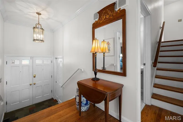 $579,000 | 11960 Randy Drive, Creve Coeur, MO 63141