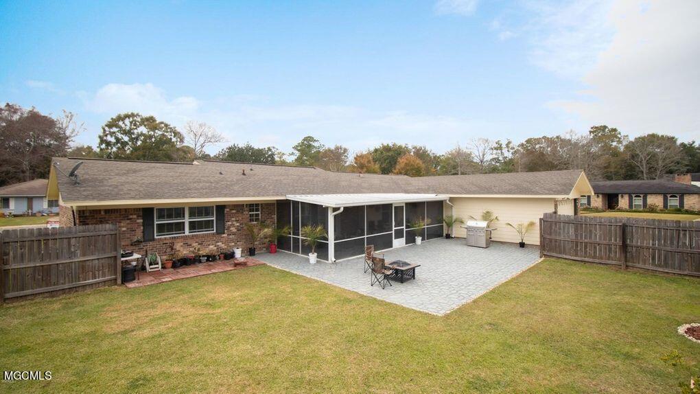 3414 Nottingham Road Ocean Springs, MS 39564 - Photo 2 of 16 notback2