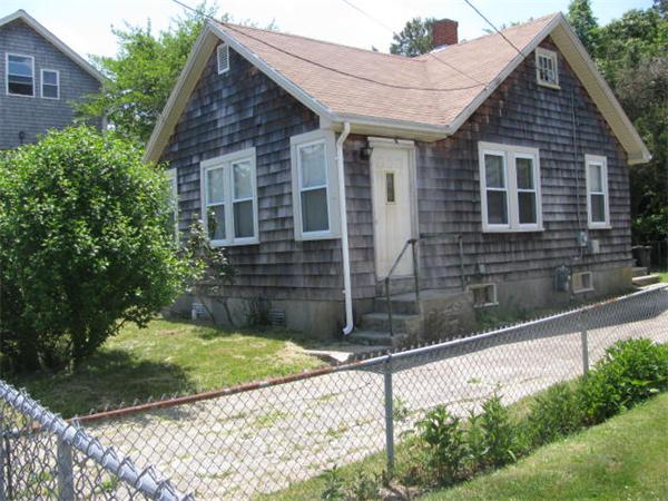31 Barnes Street Wareham, MA 02571 - Photo 2 of 22 Gallery Image 2