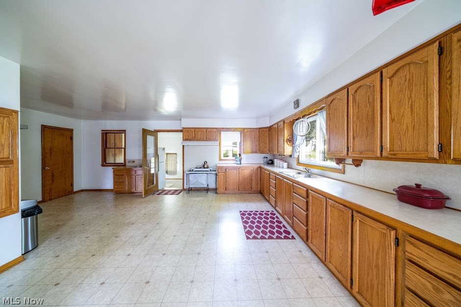15988 Newcomb Road Middlefield, OH 44062 - Photo 2 of 35