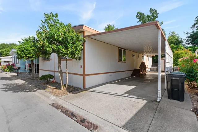 $160,000 | 19690 Highway 99, Unit 27, Acampo, CA 95220