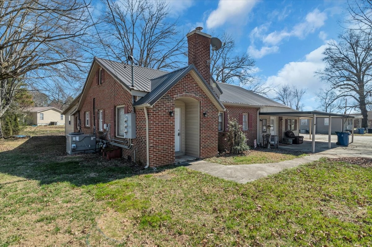 1015 Hills Chapel Road Manchester, TN 37355 - Photo 4 of 66 Gallery Image 4