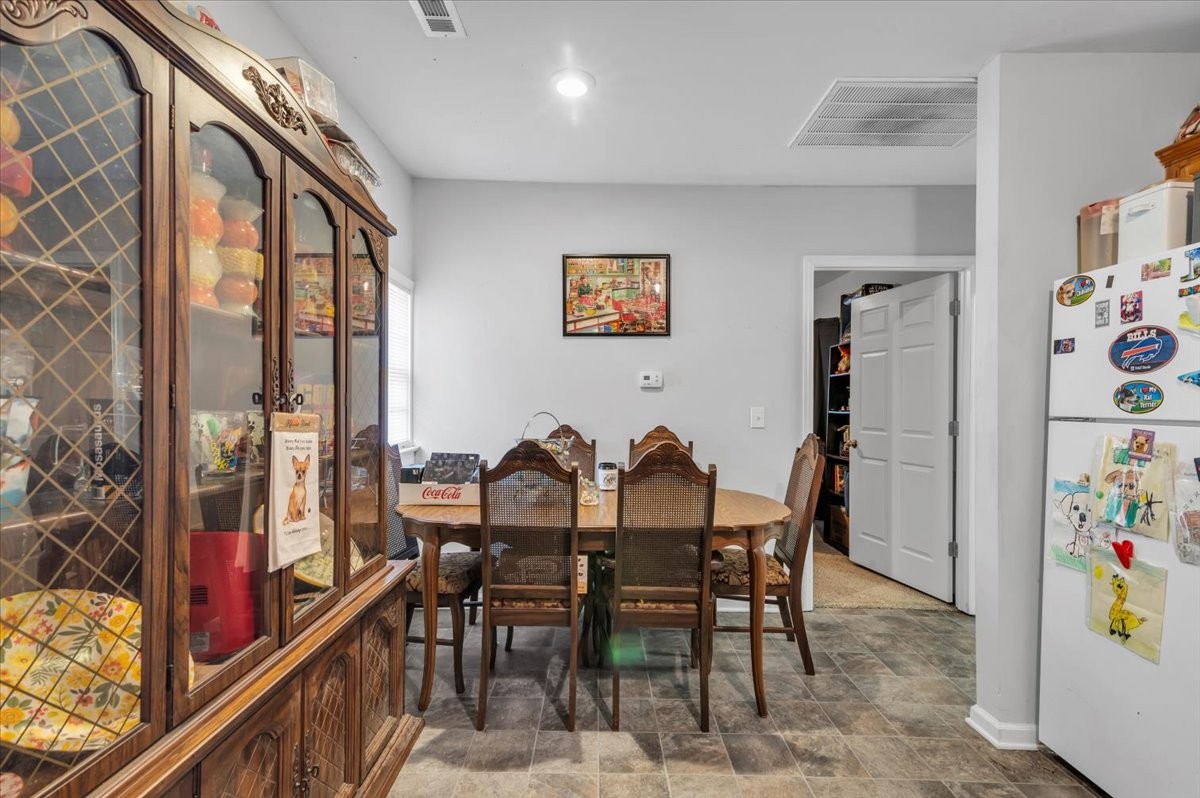 1015 Hills Chapel Road Manchester, TN 37355 - Photo 10 of 66 Gallery Image 10