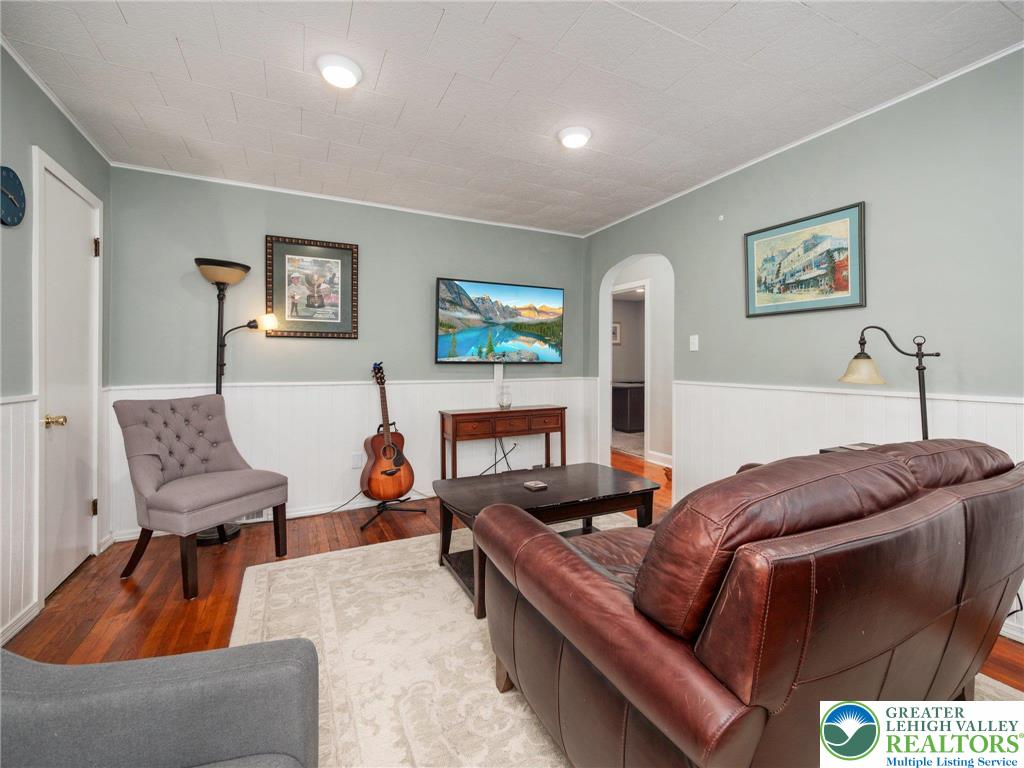 30 Morgan Hill Road Easton, PA 18042 - Photo 8 of 24 Gallery Image 8