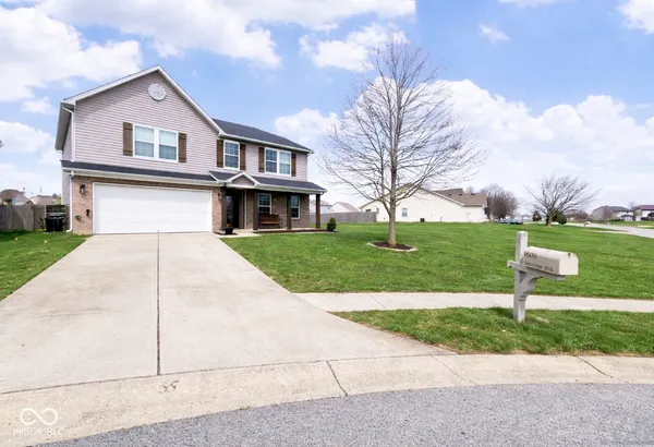 $349,995 | 1606 Huntzinger Boulevard, Pendleton, IN 46064