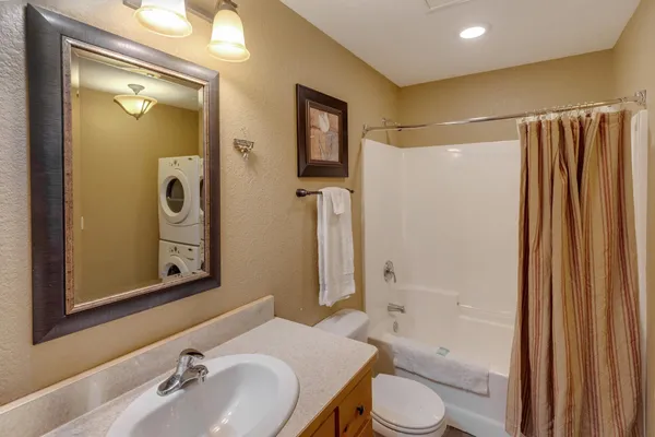 $325,000 | 5211 Ninebark Court Northwest, Walker, MN 56484