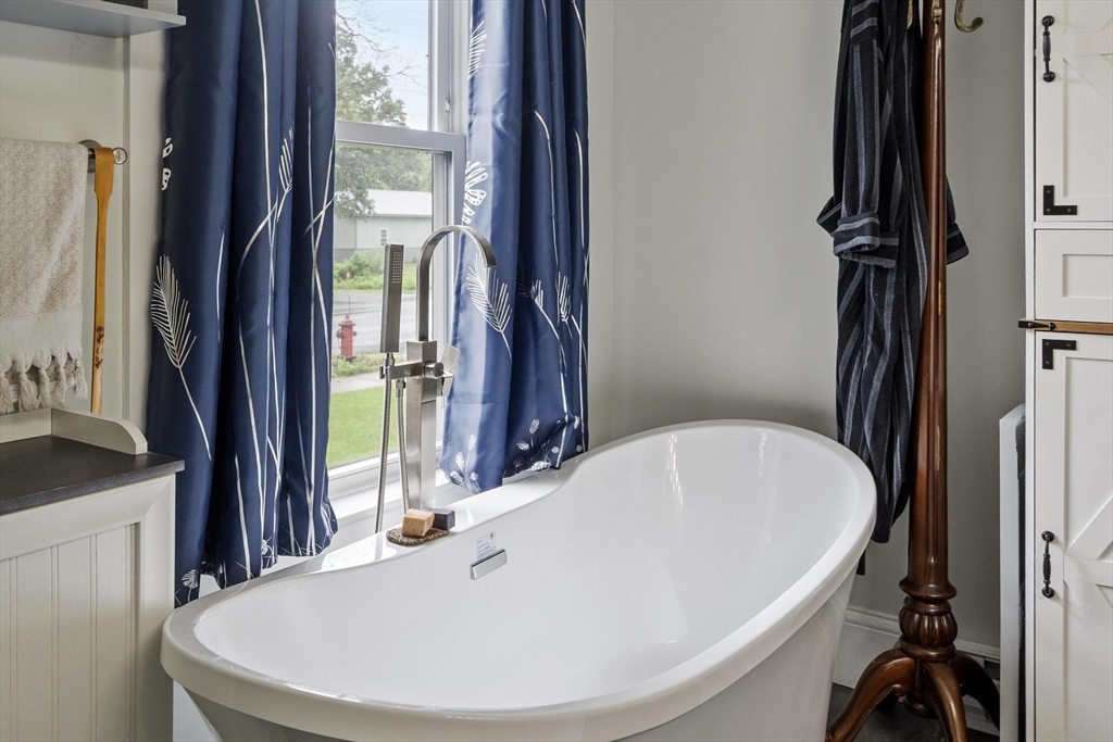 180 Spring Street Winchendon, MA 01475 - Photo 15 of 42 Gallery Image 15