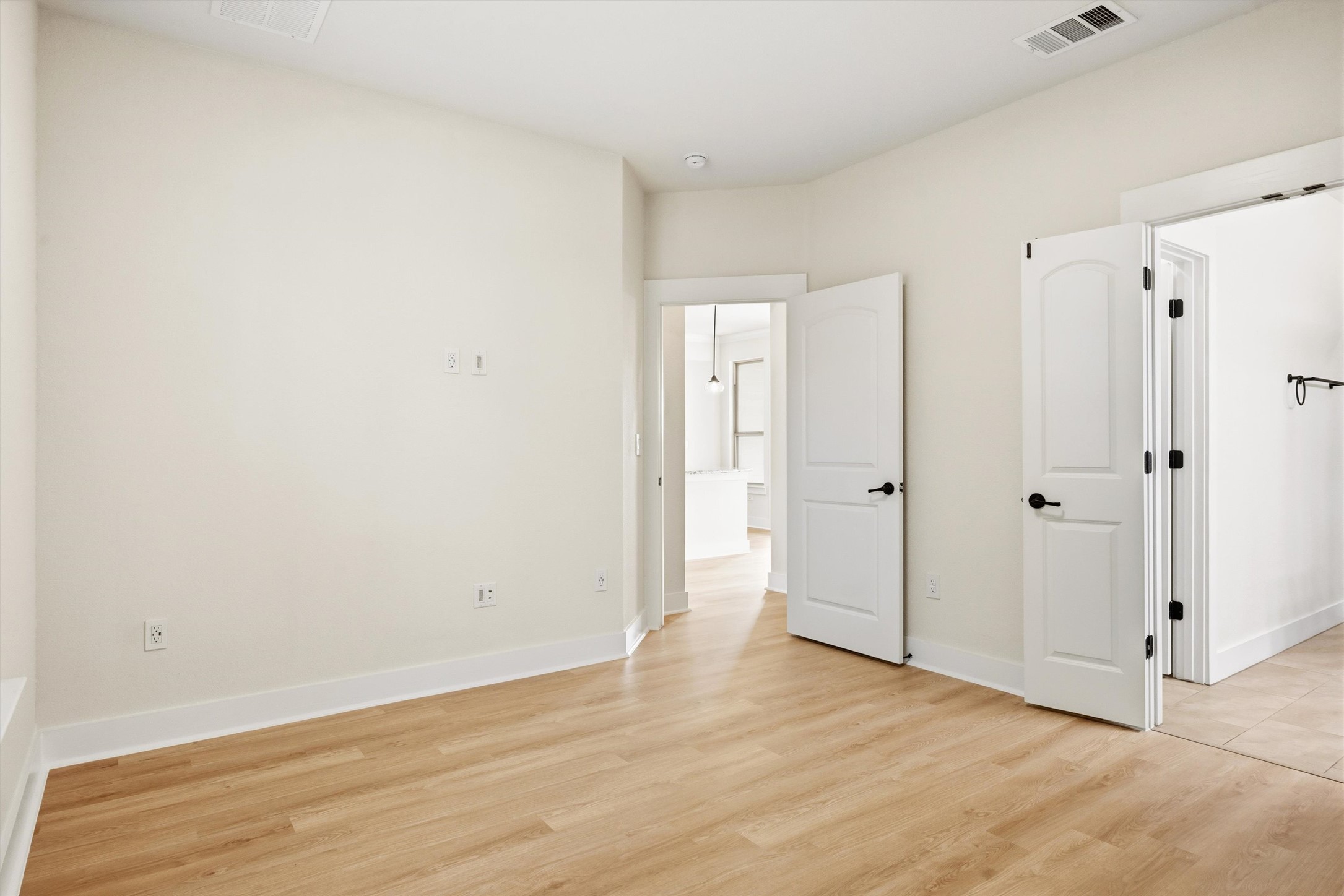 9507 McKnight Loop, Unit 13 Austin, TX 78717 - Photo 17 of 40