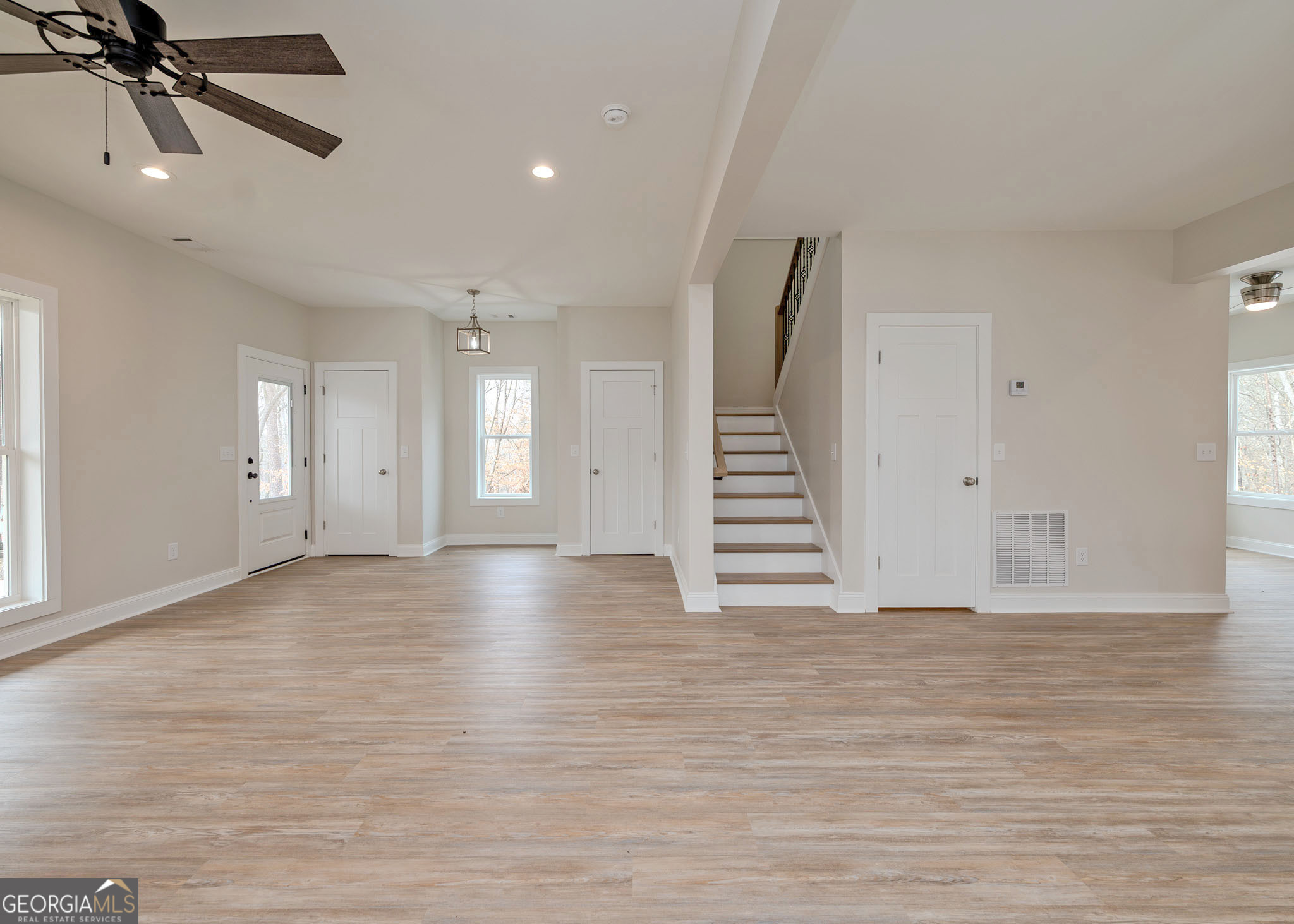 990 Rue Fluer De Lis Lavonia, GA 30553 - Photo 13 of 35