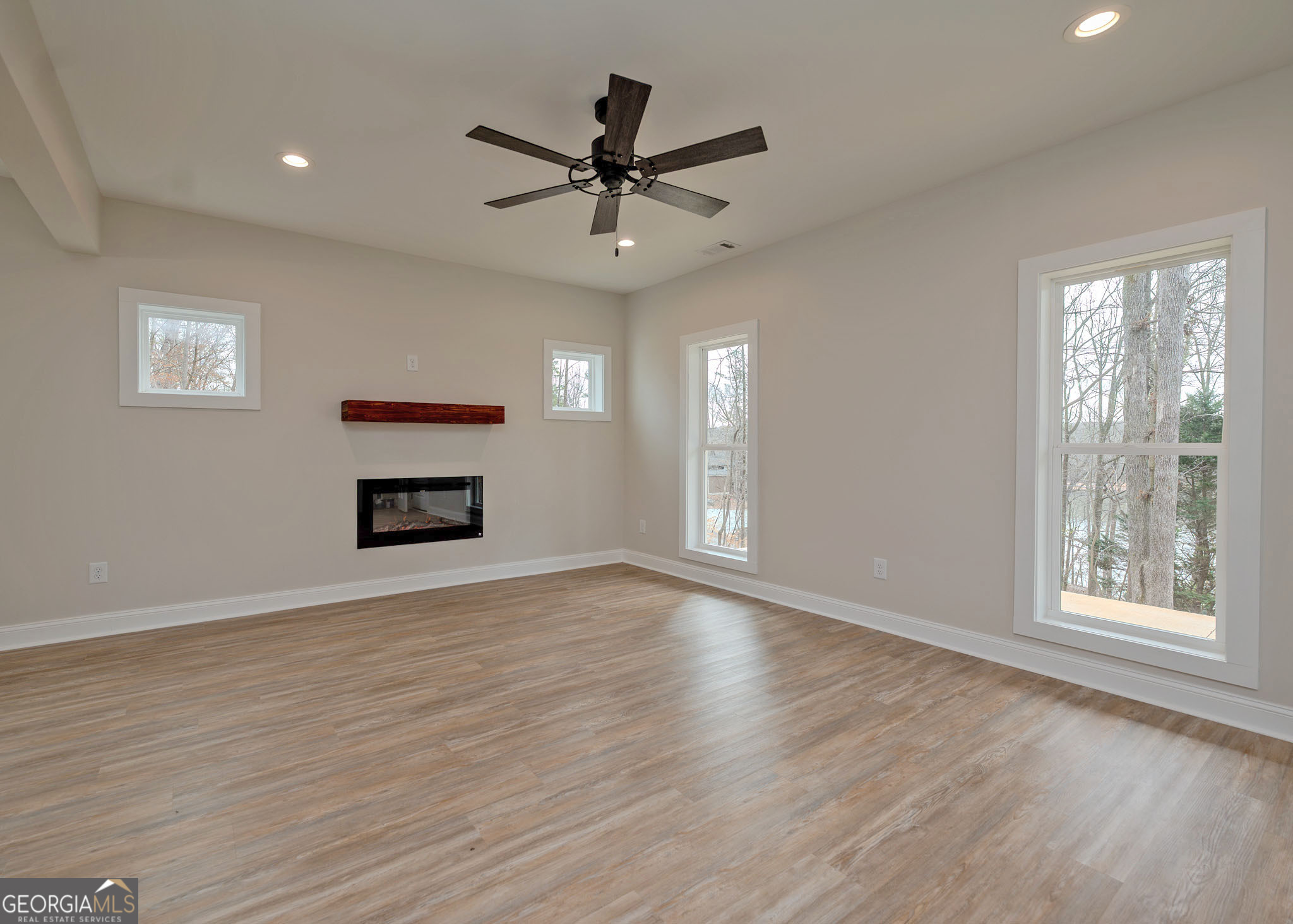 990 Rue Fluer De Lis Lavonia, GA 30553 - Photo 14 of 35