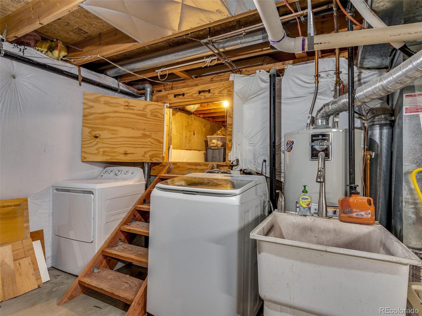 2401 Cherry Circle Brighton, CO 80601 - Photo 31 of 39