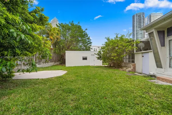 $4,800 | 261 188th Street, Unit 261, Sunny Isles Beach, FL 33160