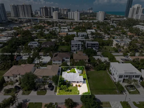 $4,800 | 261 188th Street, Unit 261, Sunny Isles Beach, FL 33160