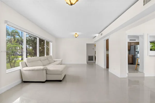 $4,800 | 261 188th Street, Unit 261, Sunny Isles Beach, FL 33160