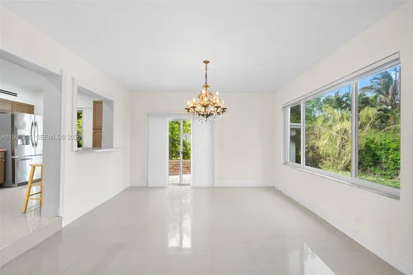 $4,800 | 261 188th Street, Unit 261, Sunny Isles Beach, FL 33160