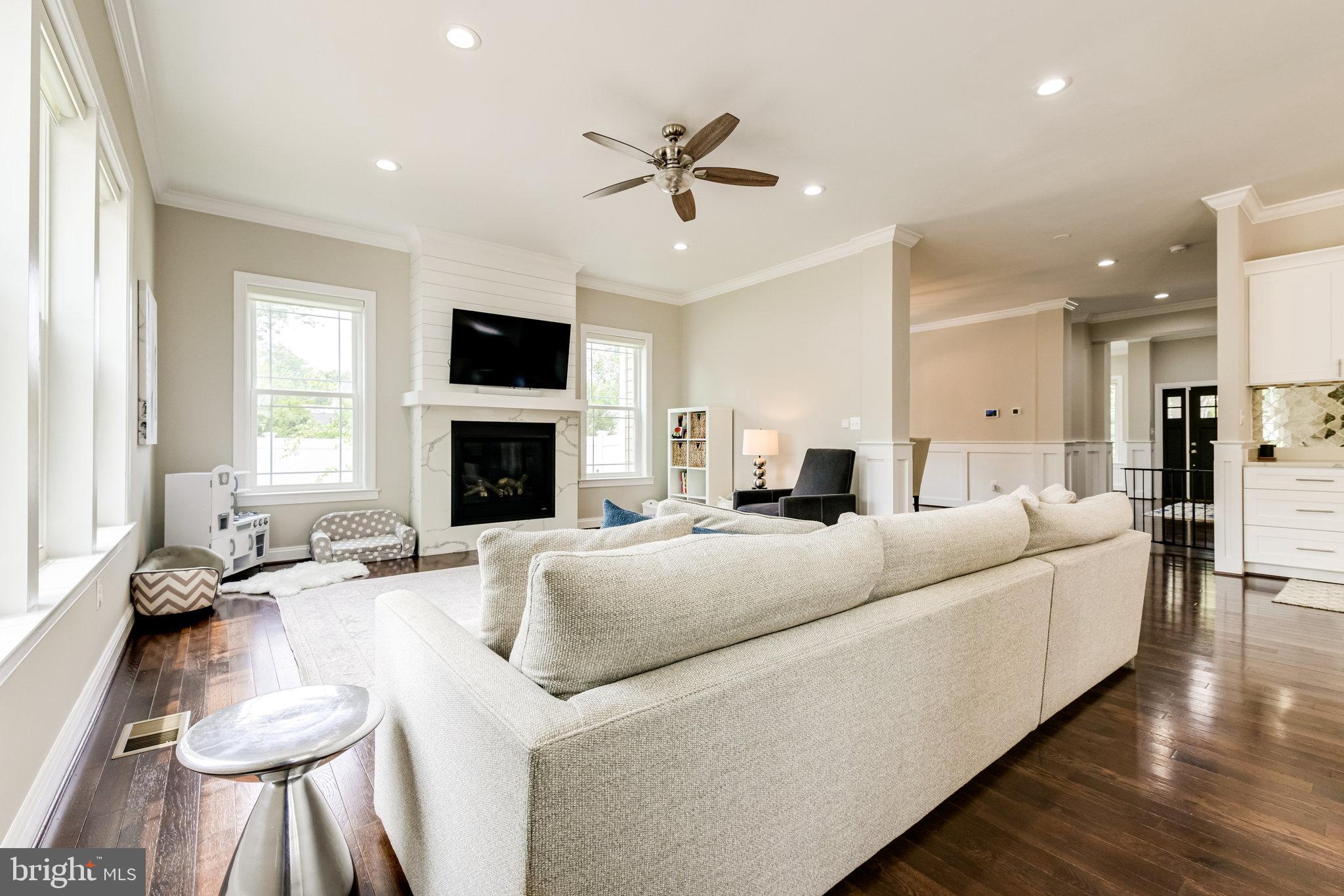 3003 Franklin Street Alexandria, VA 22306 - Photo 11 of 61