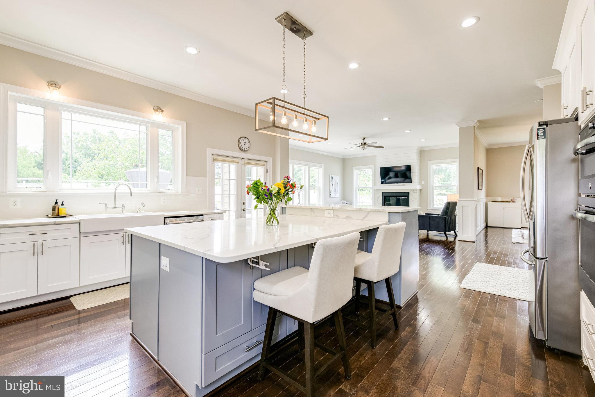 3003 Franklin Street Alexandria, VA 22306 - Photo 14 of 61 Oversized Island with Storage, Seating