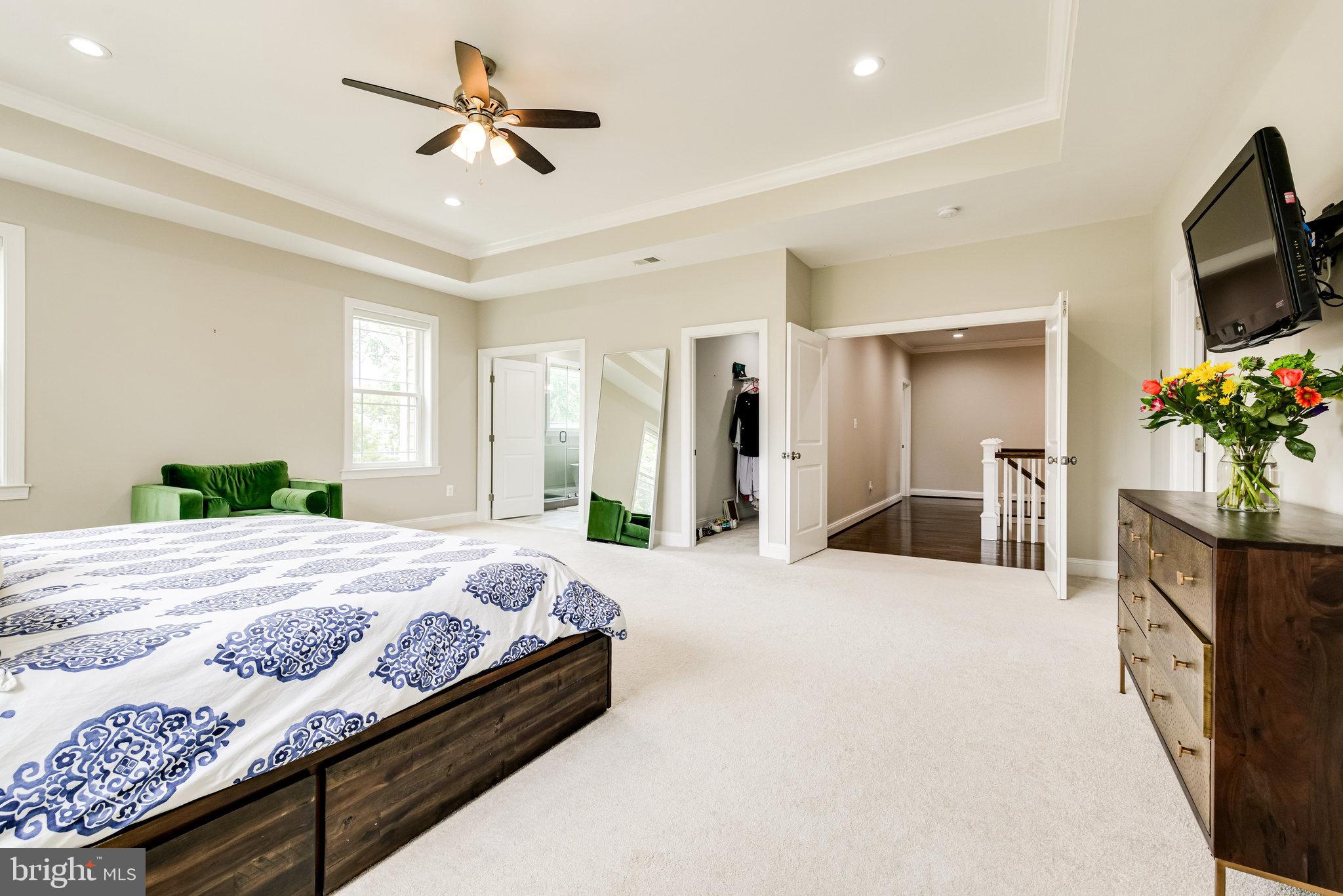 3003 Franklin Street Alexandria, VA 22306 - Photo 23 of 61 With 2 Walk-In Closets!