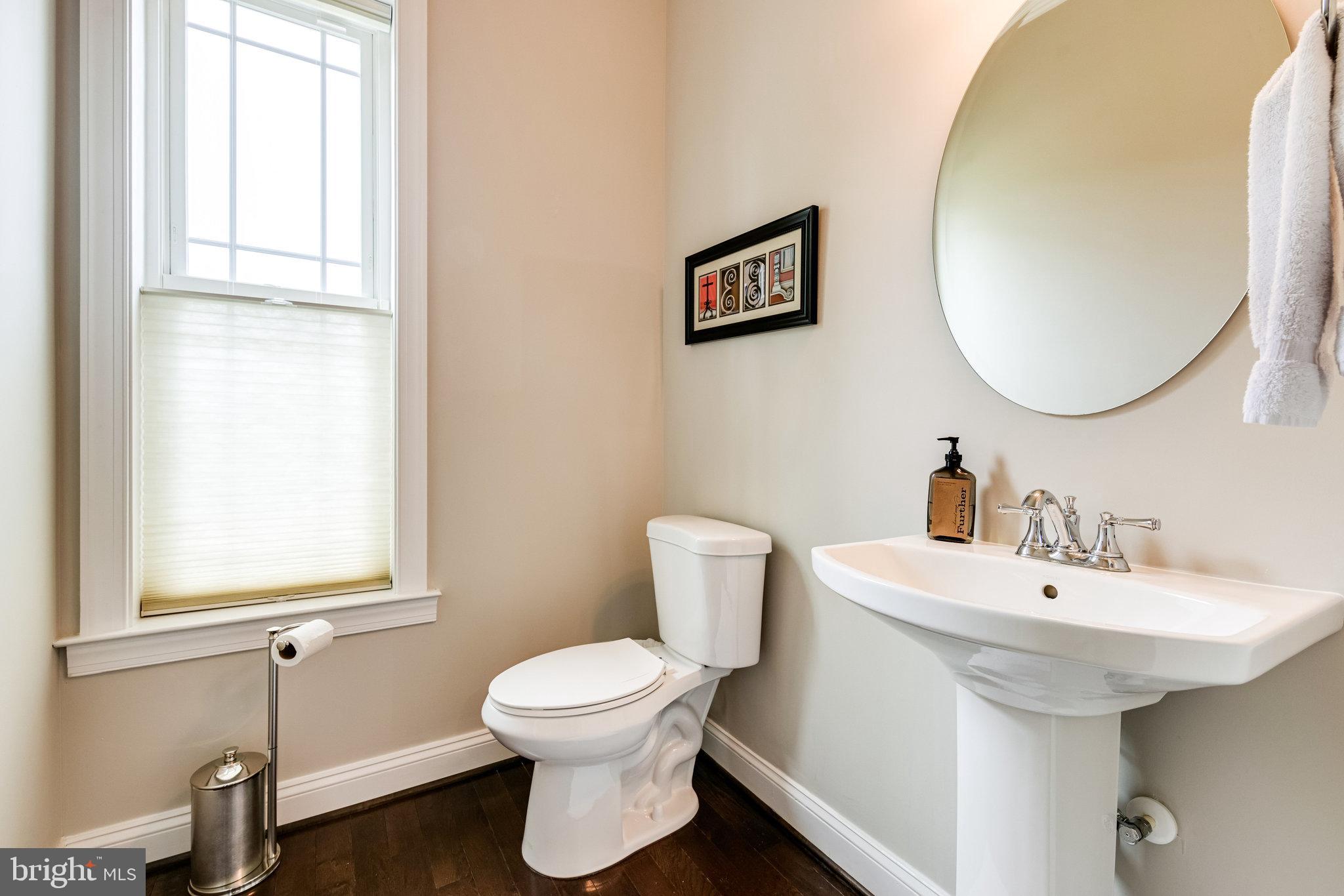 3003 Franklin Street Alexandria, VA 22306 - Photo 6 of 61 Powder Room on Main Level