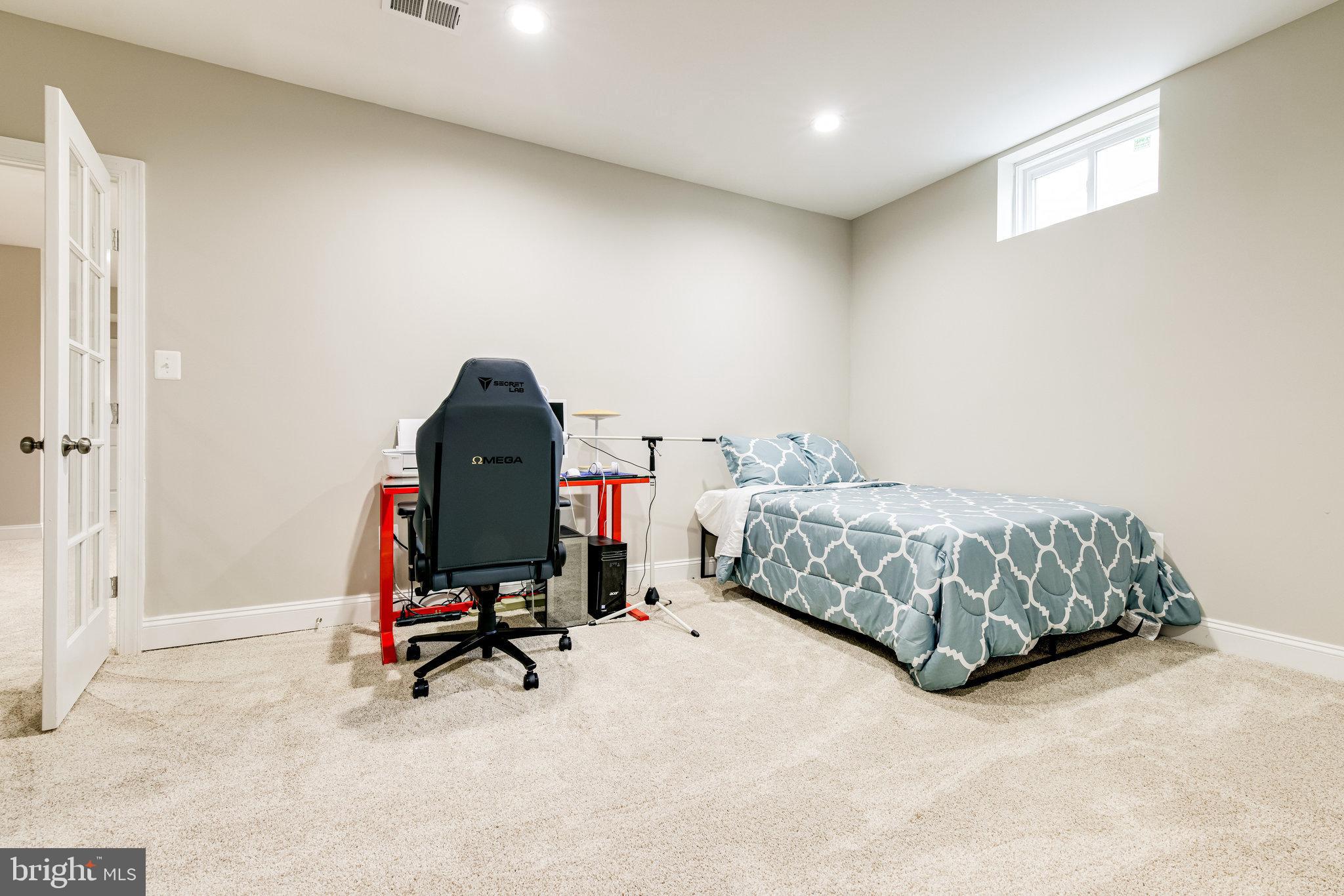 3003 Franklin Street Alexandria, VA 22306 - Photo 51 of 61 Flex Space for Office, Home School, etc.