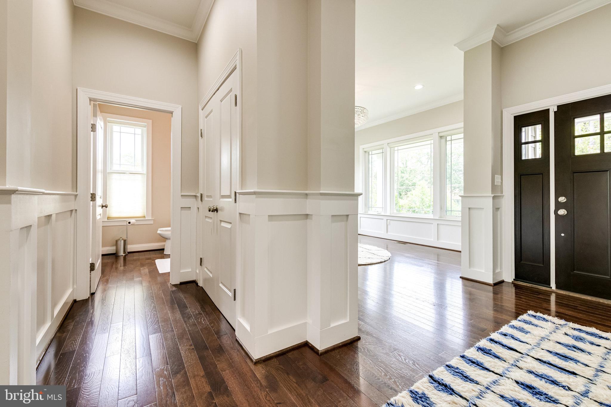 3003 Franklin Street Alexandria, VA 22306 - Photo 7 of 61 High Ceilings, Wainscoting in Hallway