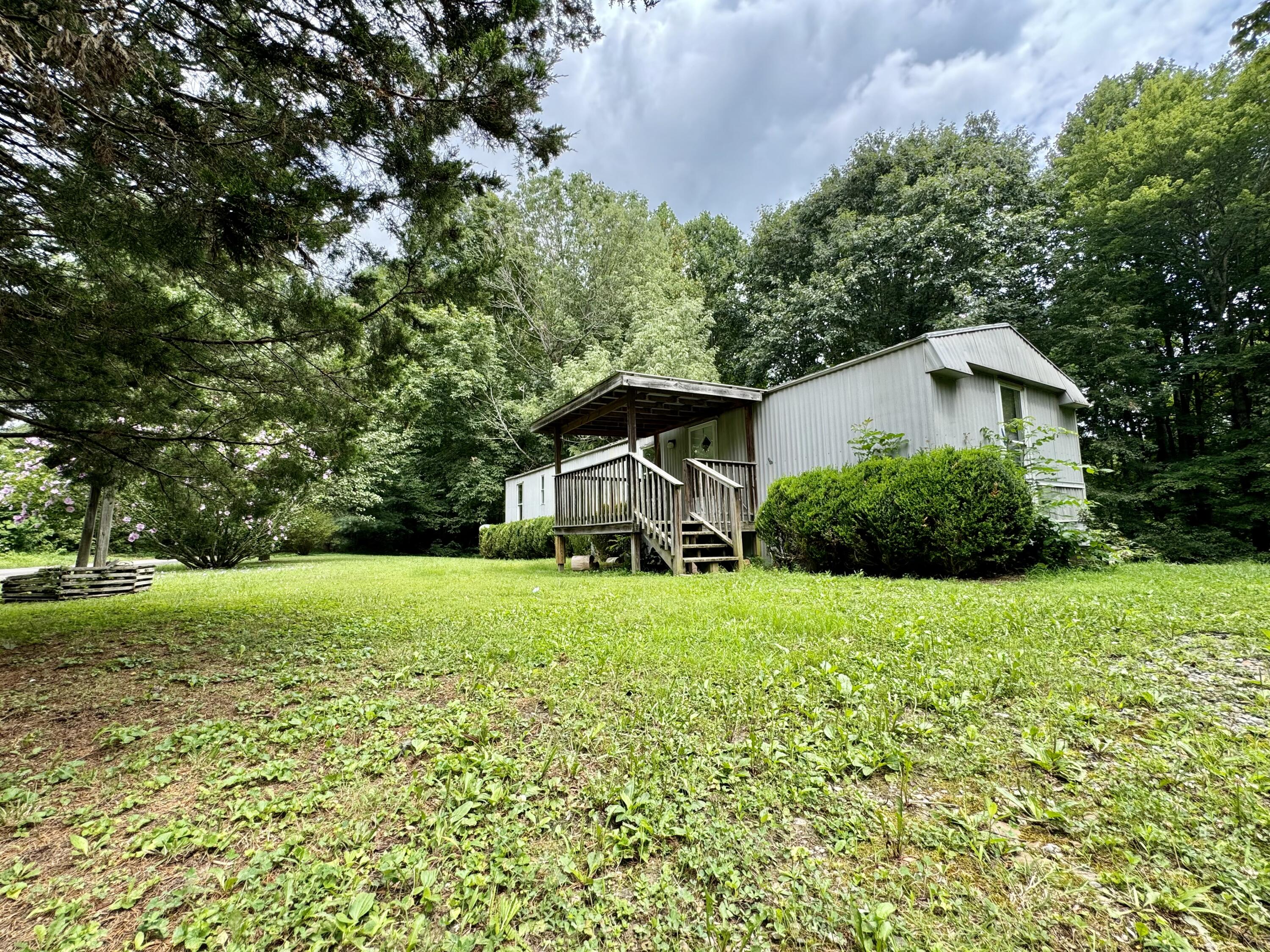 3375 Ewing Ridge Road Dunnville, KY 42528 - Photo 2 of 16 IMG_8675