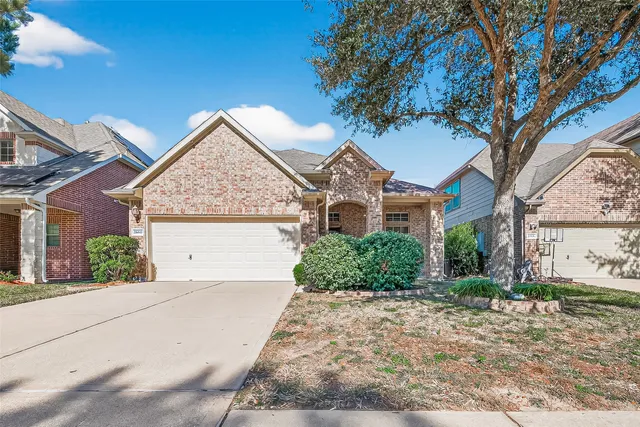 $385,000 | 26610 Bellwood Pines Drive, Katy, TX 77494