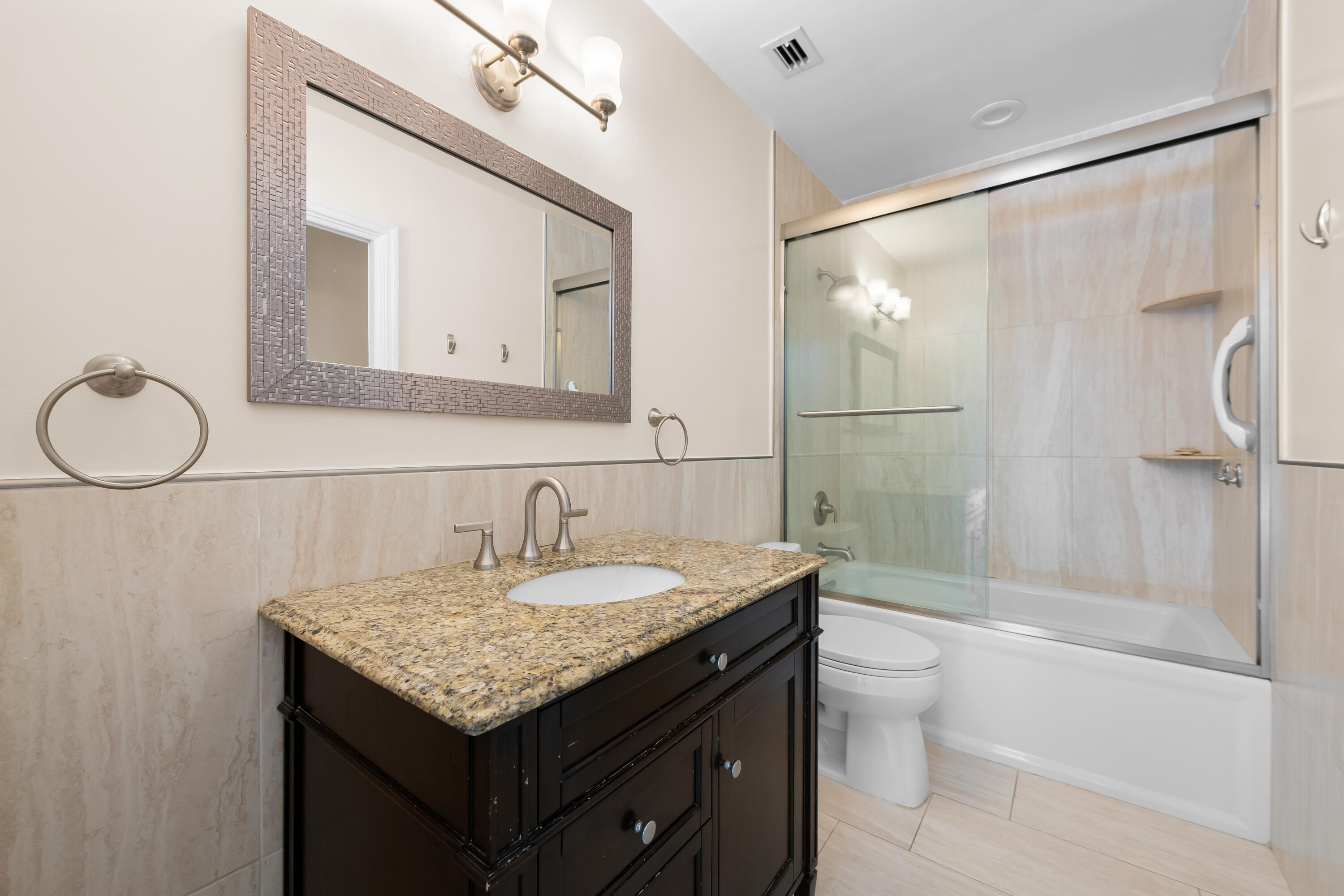 5720 Southwest 7th Street Plantation, FL 33317 - Photo 31 of 42 Bathroom