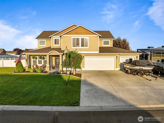 $684,500 | 413 Boylson Street, Moses Lake, WA 98837