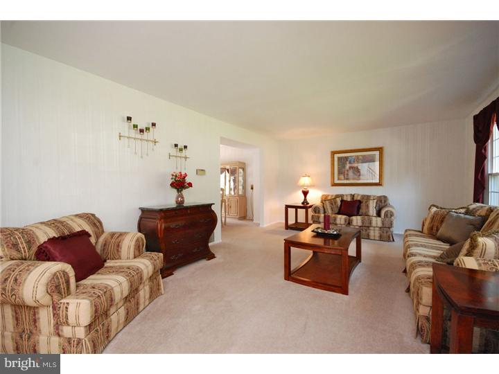 408 Kresson Road Cherry Hill, NJ 08034 - Photo 5 of 25 Gallery Image 5