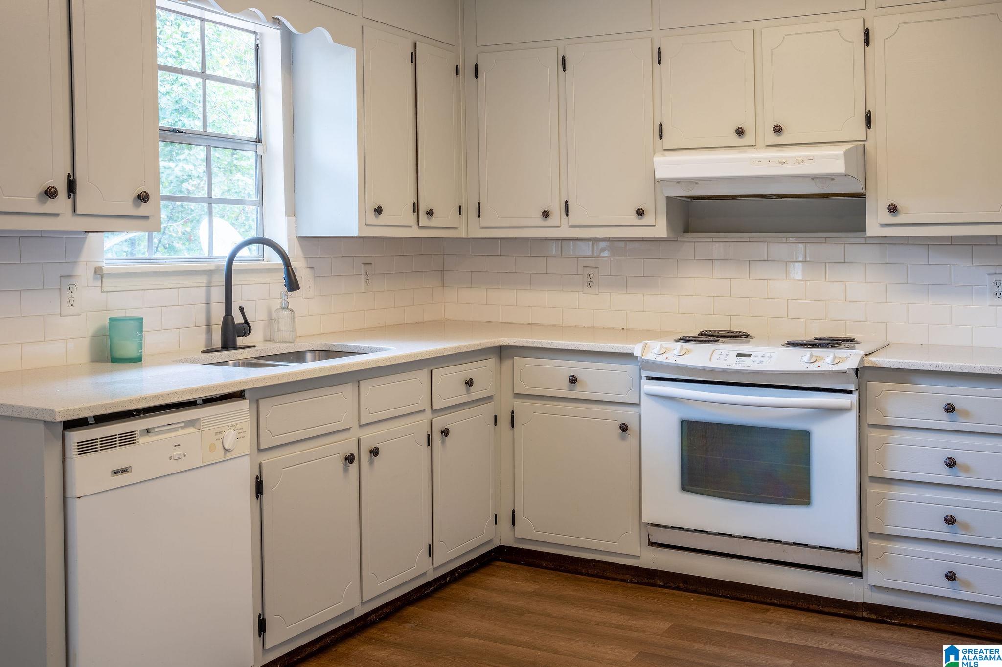 2420 Jana Road Birmingham, AL 35235 - Photo 8 of 26
