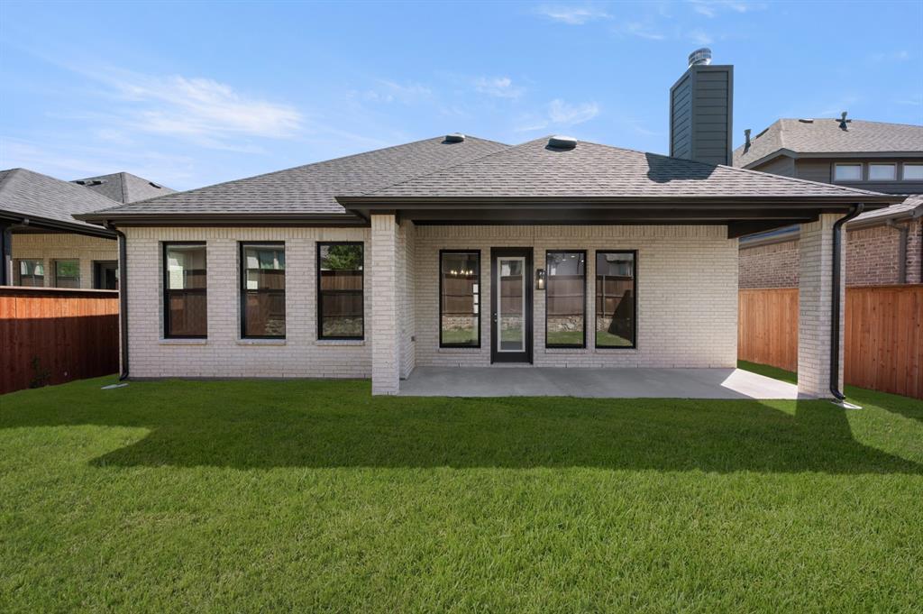 1417 Ripple Glass Road Midlothian, TX 76065 - Photo 40 of 40 1417 Ripple Glass- Back-2