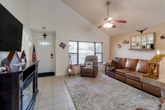 $305,000 | 6016 Apache Moon, Spring Branch, TX 78070