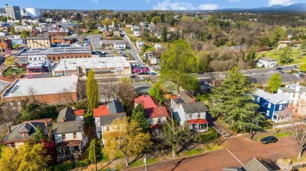 $354,900 | 405 Harrison Street, Lynchburg, VA 24504