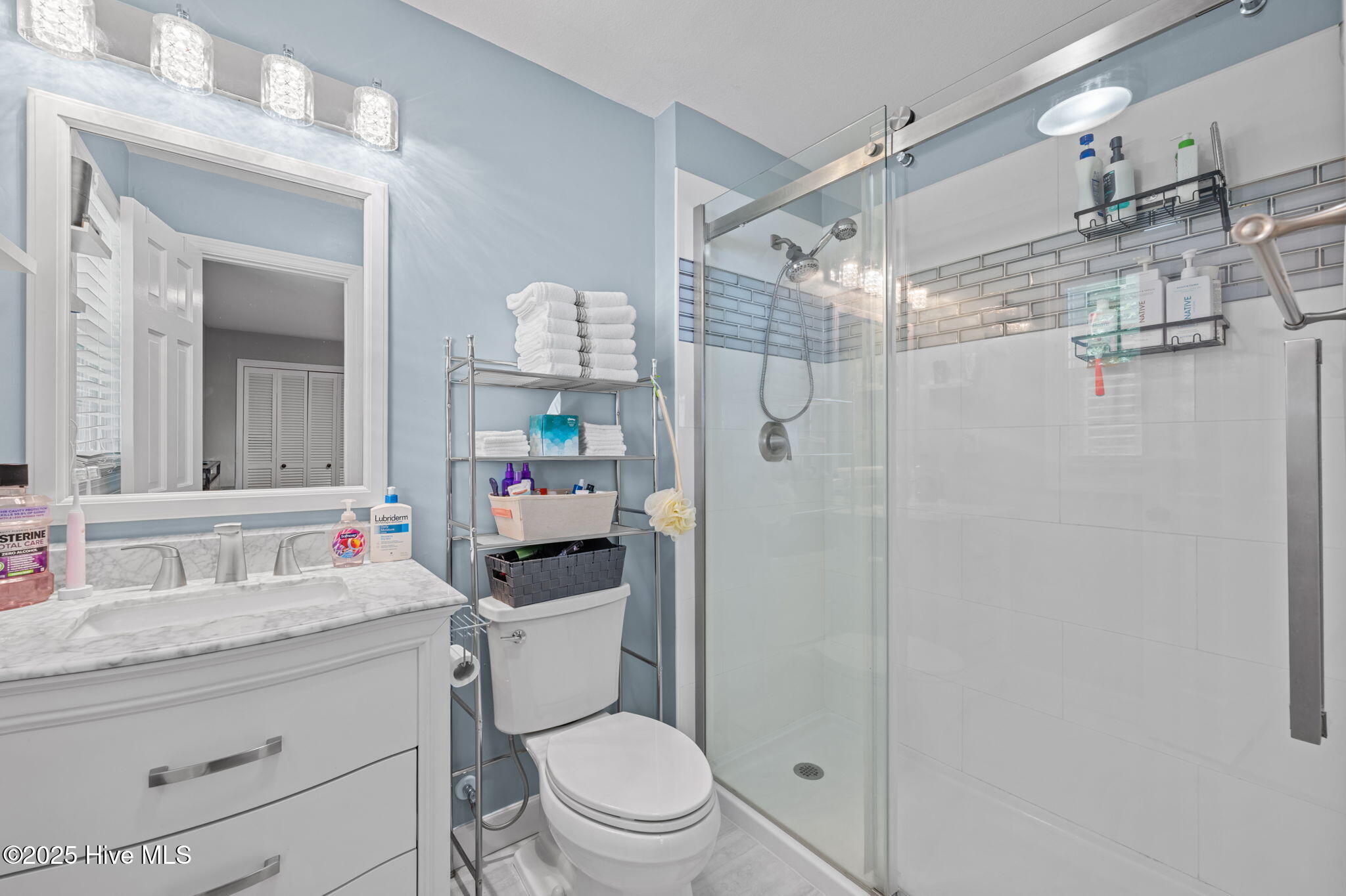 212 Stratford Road Havelock, NC 28532 - Photo 20 of 40 Master Bathroom