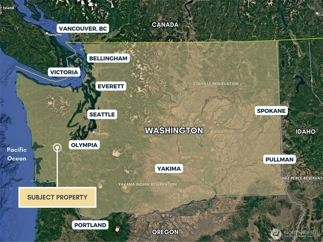 a view of a field with an outdoor space