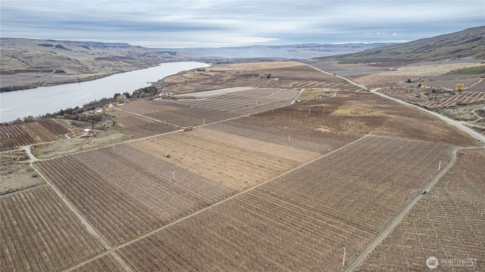 545 Jack Wells Road Bridgeport, WA 98813 - Photo 12 of 20