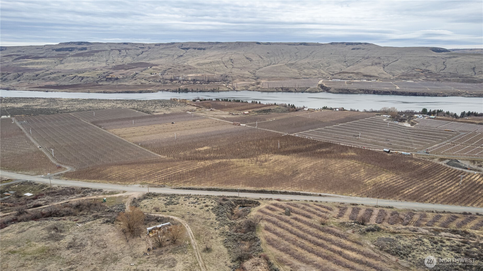 545 Jack Wells Road Bridgeport, WA 98813 - Photo 15 of 20