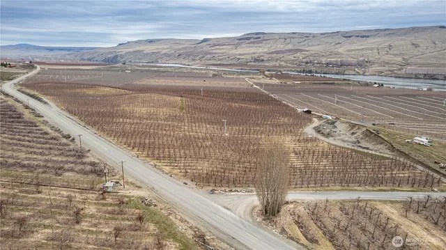 $1,620,000 | 545 Jack Wells Road, Bridgeport, WA 98813