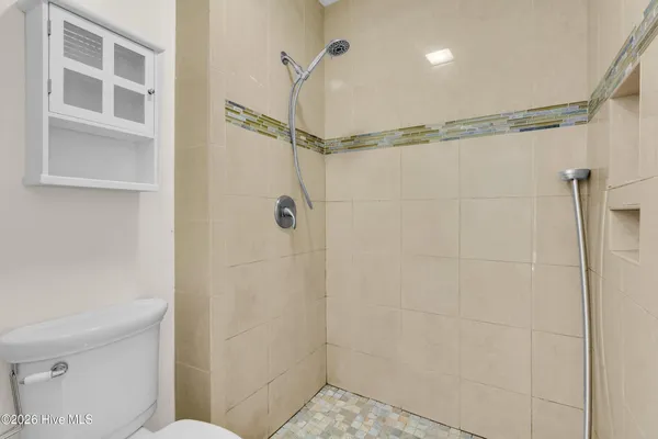 $335,000 | 224 East Palmer Drive, New Bern, NC 28560