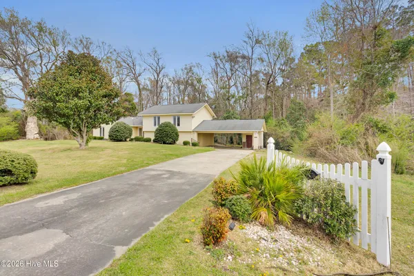 $335,000 | 224 East Palmer Drive, New Bern, NC 28560