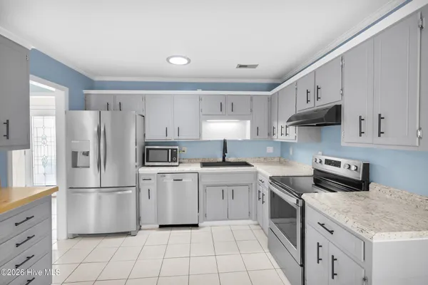 $335,000 | 224 East Palmer Drive, New Bern, NC 28560