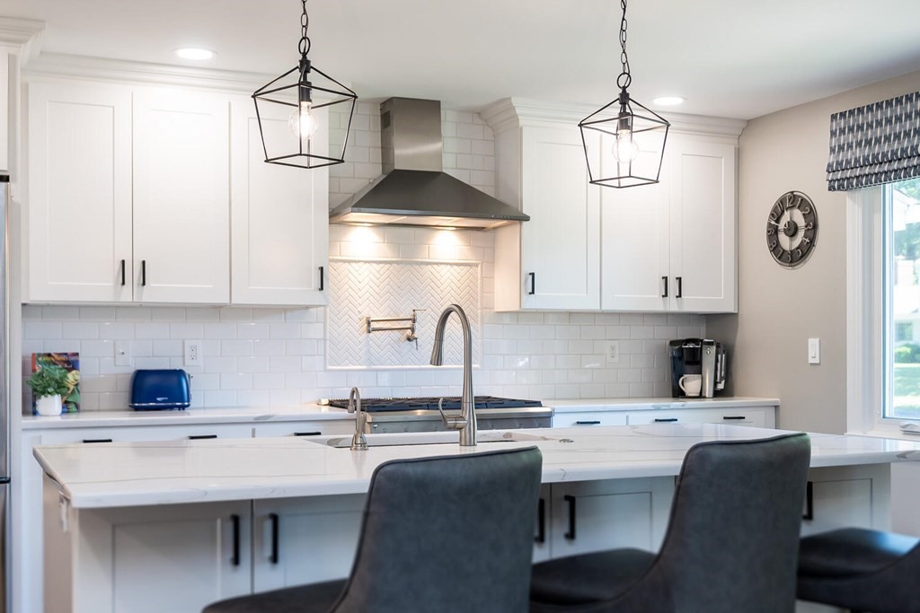 48 Willow Brook Road Longmeadow, MA 01106 - Photo 1 of 42 Gallery Image 1