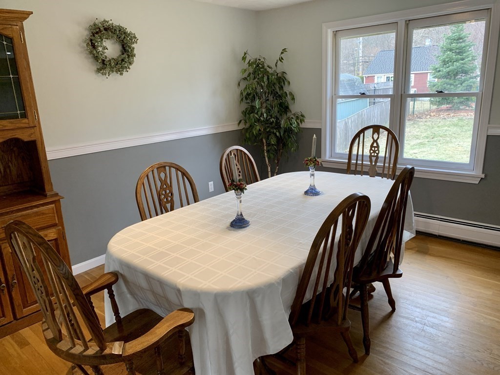 58 Brookhaven Road Worcester, MA 01606 - Photo 9 of 34 Gallery Image 9